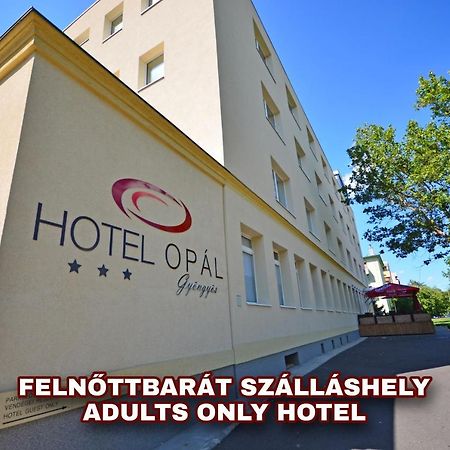 Hotel Opal Superior Gyöngyös Exterior foto